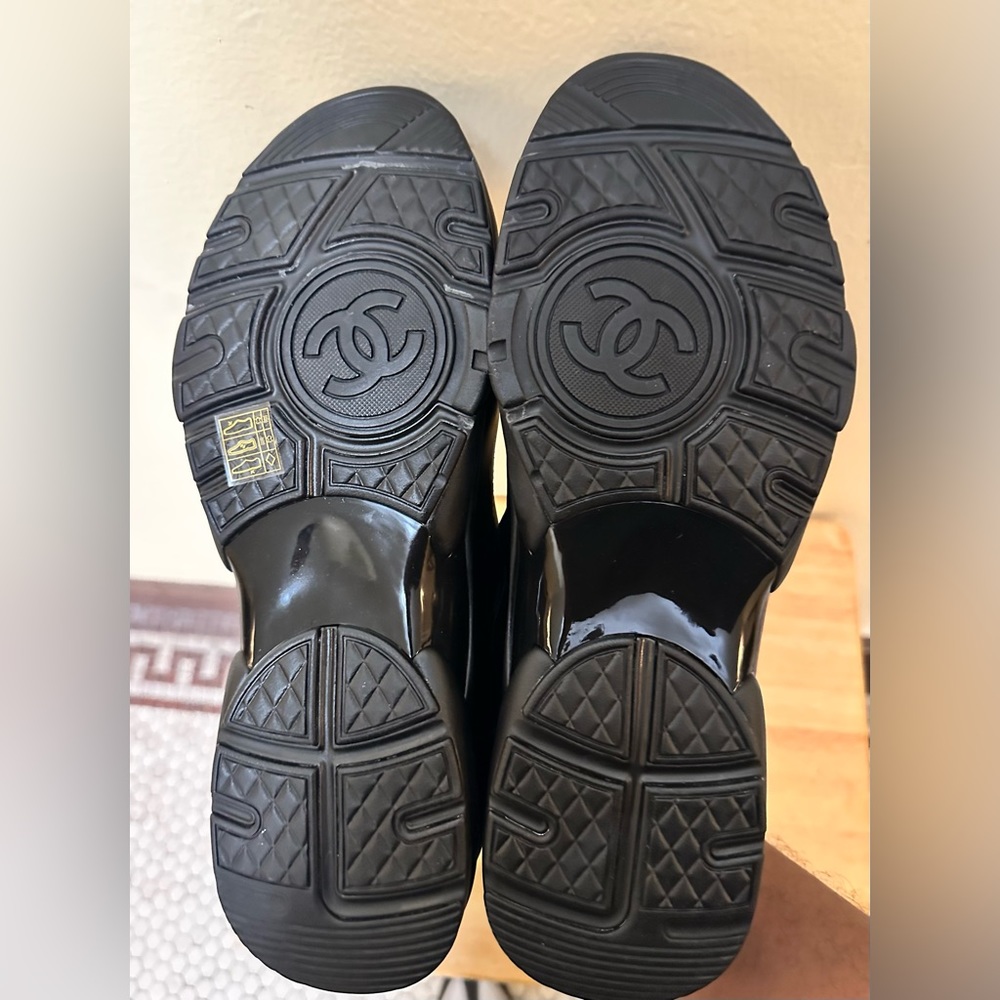 Men’s BNIB black CHANEL sneakers, uniform issue. - Picture 5 of 5